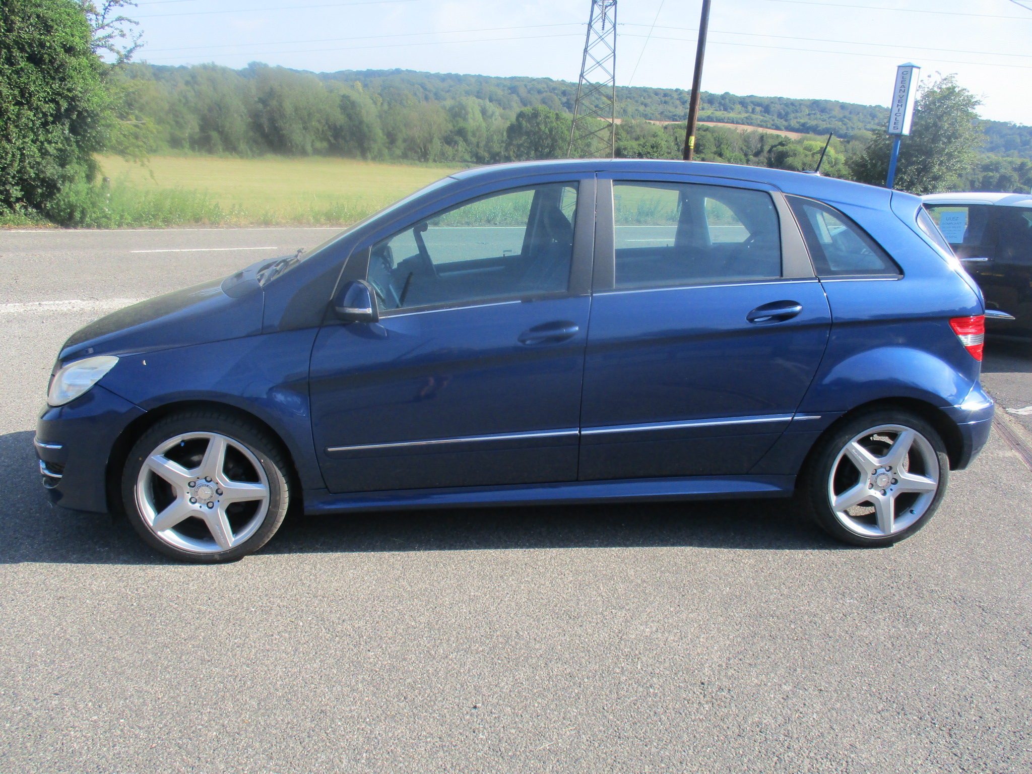 MERCEDES-BENZ B CLASS 2.0 B180 CDI SPORT (AUTO) 2011